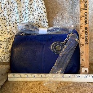 NWOT Isaac Mizrahi blue pebbles leather crossbody bag